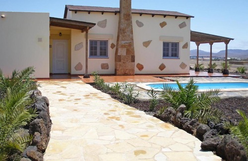 Tuineje Villa | Villa La Fuentita-3 by Interhome