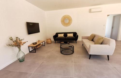 Carpentras House | Villa la Provence, Luxe, Confort et Joie de Vivre