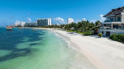 Punta Cancun Villa | Villa Lagartijas - Exclusive Beach Escape