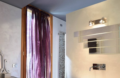 Brezzo di Bedero Villa | Villa Lago Maggiore private pool and access to the beach