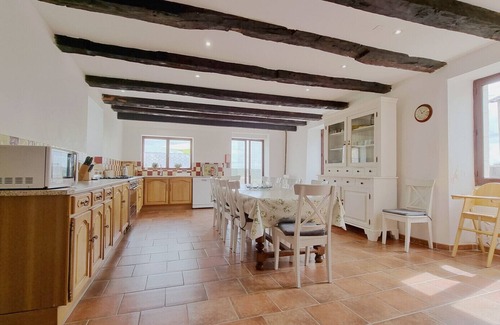 Mainzac Villa | Villa Le Breuil – Family-friendly villa with pool and views in the Charente