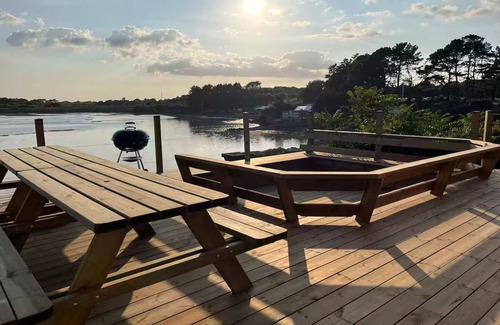 Carnac House | Villa Lee-Wen