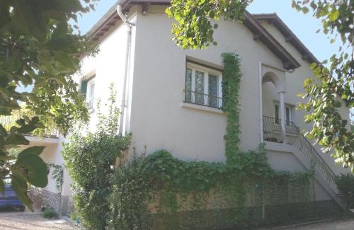 Le Poujol-sur-Orb House | Villa Les Martinets-Grand Parking Privé Sécurisé D908 Le Poujol sur Orb