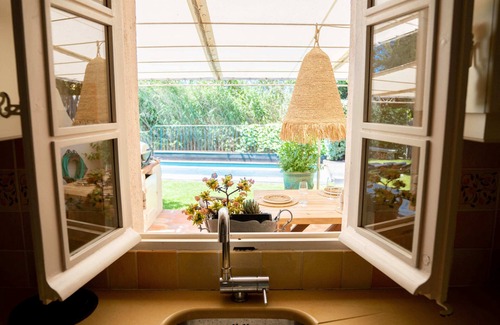 Cote d'Azur- French Riviera Villa | Villa Les Muscadines Saint Tropez, Tahiti Pampelonne beach, heated pool.