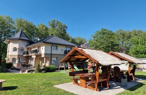 Siofok Aranypart Apartment | Villa Letícia Siófok