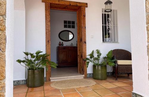 Conil de la Frontera City Center Ski Chalet | Villa Leza