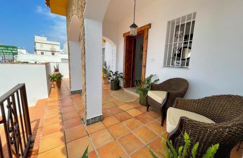 Conil de la Frontera City Center Ski Chalet | Villa Leza
