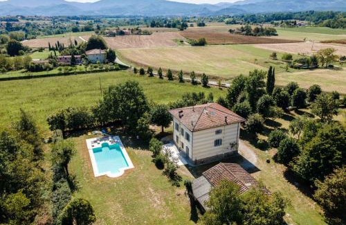 Scarperia e San Piero Villa | Villa Liberty Mugello - Affitti Brevi Italia