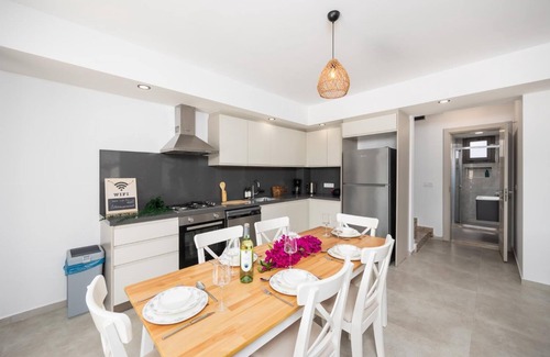 Dalyan City Center Villa | Villa Lidya - Five Bedroom Villa, Sleeps 10