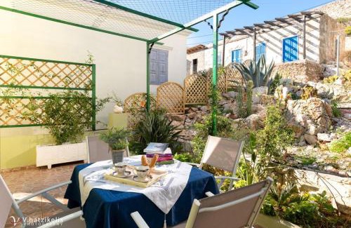 Halki House | Villa Lola