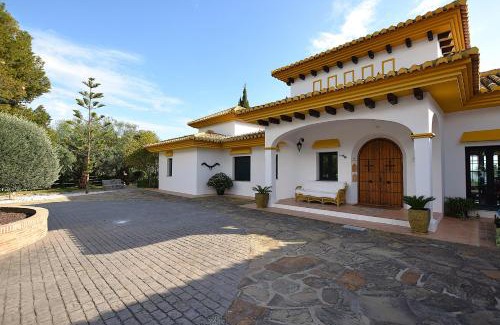 Antequera Villa | Villa Los Chaparros, luxury, tranquillity and culture in the heart of Andalusia