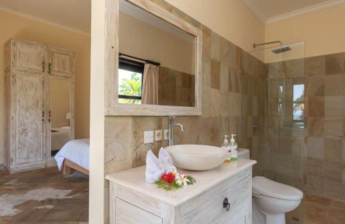Dencarik Villa | Villa Lotus Dencarik