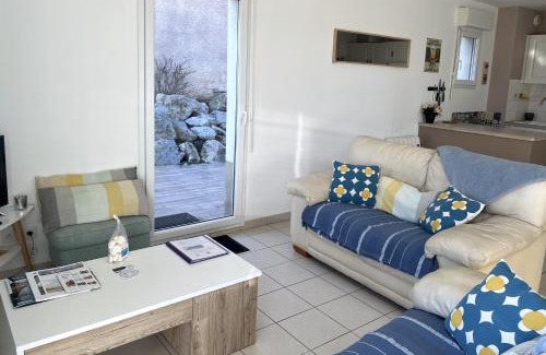 Wimereux Apartment | Villa Louise - Appartement Spacieux proche digue avec jardin