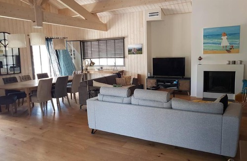 Cap d'Agde Villa | Villa Louisiane proche de la mer avec piscine