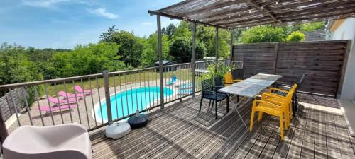 Joyeuse Villa | Villa Loumapé