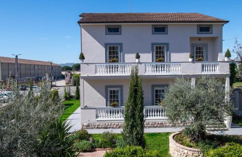 Santa Maria degli Angeli House | Villa Luce Assisi Rooms & Suites