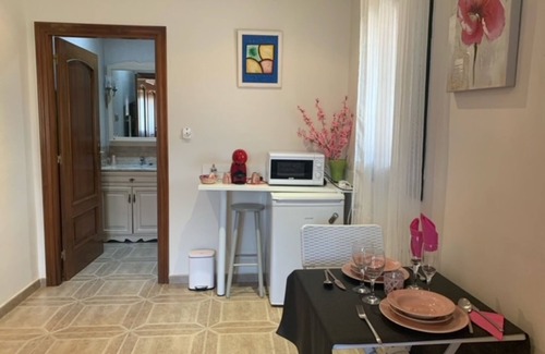 Deltebre Villa | Villa 'Luci' with Private Pool, Wi-Fi and Air Conditioning