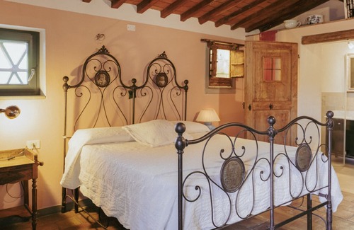 Fiesole Villa | VILLA LUISELLA, estate in the hills of FLorence