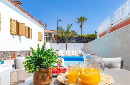 Santiago del Teide Villa | Villa Luna With Heated Pool