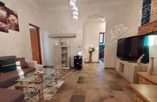 Parabita Villa | Villa "Luxury 21" with Private Pool, Private Garden & Wi-Fi