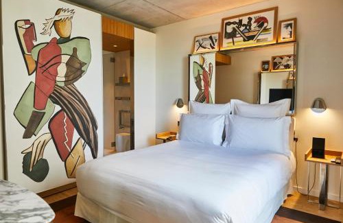 Necker Hotel | Villa M