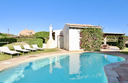 Palau Villa | VILLA MADDALENA by KlabHouse-3BR w/Pool garden and Seaview
