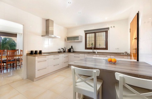 Marbella Villa | Villa Maddie - 6 Bed Family Villa!