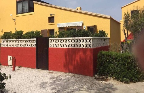 Le Barcares Villa | Villa 'Maison Caraïbes' with Private Terrace, Wi-Fi and Air Conditioning