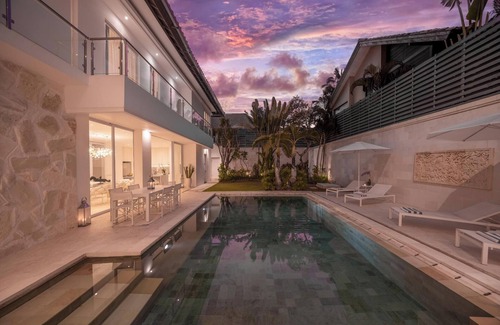Sunset Road Villa | Villa Manis Cantik