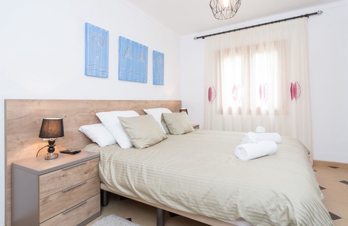 Marina Manresa House | VILLA MANRESA - Chalet with sea views in Alcúdia - Manresa. Free WiFi.