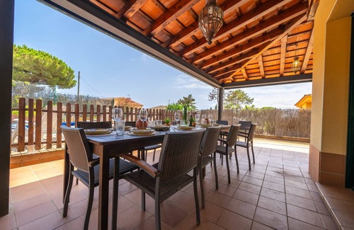 Condado del Jaruco Villa | Villa Margot Lux, ideal for families, swimming pool & Aircon