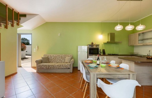 Santa Caterina House | Villa Mari & Robi by BarbarHouse
