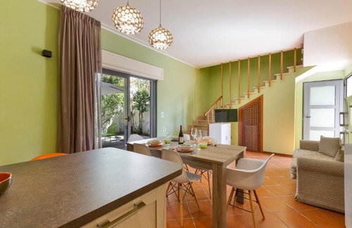 Santa Caterina House | Villa Mari & Robi by BarbarHouse