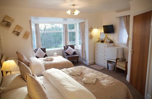 Scarborough House | Villa Marina