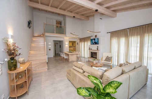 Roda Villa | Villa Martha Perithia Corfu