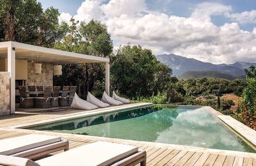 Spartochori Villa | Villa Mavra with private & beach, private chef & e-bikes in Meganisi