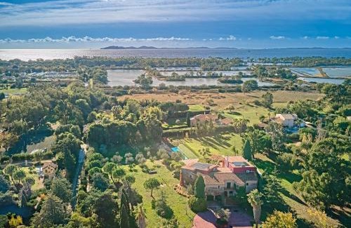 La Londe-les-Maures Bed & Breakfast | VILLA MERCEDES 300 m de la plage