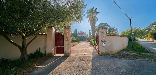 La Londe-les-Maures Bed & Breakfast | VILLA MERCEDES 300 m de la plage