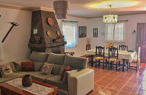 Nerja Ski Chalet | Villa Mercedes Mercedes