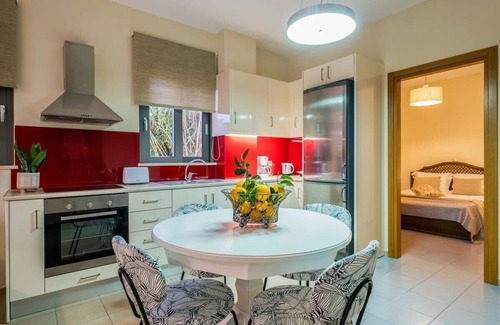 Potistiria House | Villa Merlin Summary: