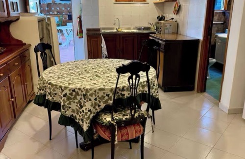 Carini Villa | Villa Mia Carini, 150 meters from the sea and 5 km airport, beautiful vintage villa