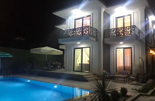 Masukiye Villa | Villa Mila