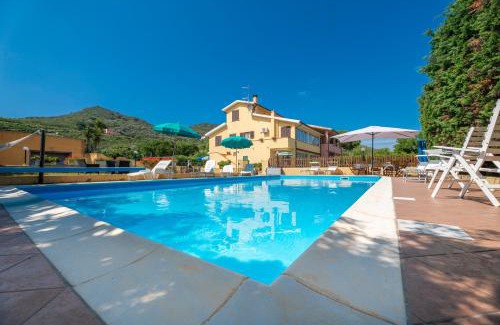 Vigne Giunche Villa | Villa Mimosa con Piscina - Goelba