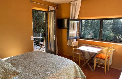 Uzes Apartment | Villa Mirabelle