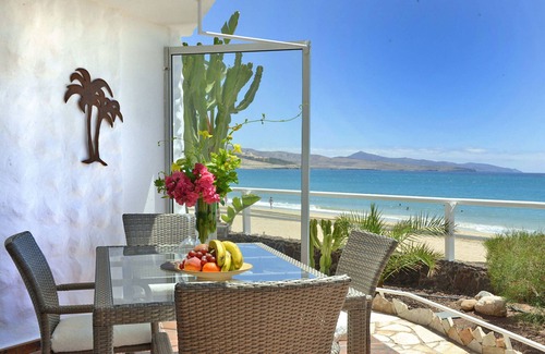 Bahia Calma House | Villa Mirador 1, on the beachfront