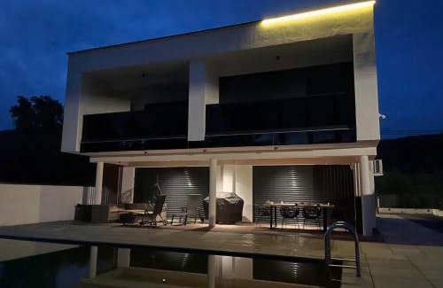 Bihac House | Villa Modern