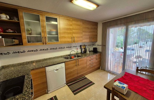 Les Tres Cales Ski Chalet | VILLA MONREDÓ. Spacious house with private pool and large garden.