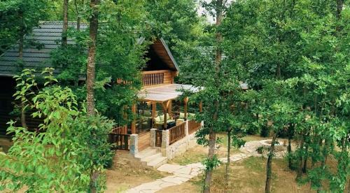 Llapashticë e Epërme Villa | Villa n'Mal