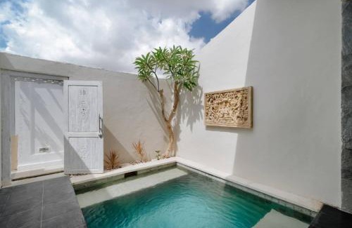 Dewi Sri Hotel | Villa Nakula Suites