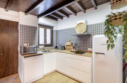 Central District Ski Chalet | Villa Naranjos de San Matias